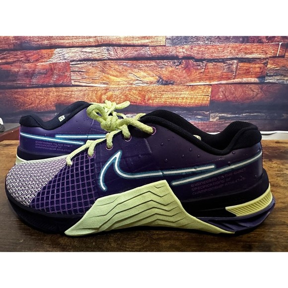 Size 10 - Nike Metcon 8 AMP Deep Purple Barely Volt 2023 Training Shoe - Picture 1 of 5